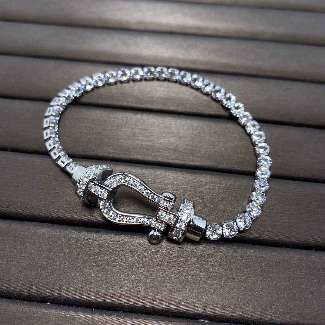 ¡®Veyra Jewelry¡¯FORCE HORSESHOE DIAMOND TENNIS BRACELET
