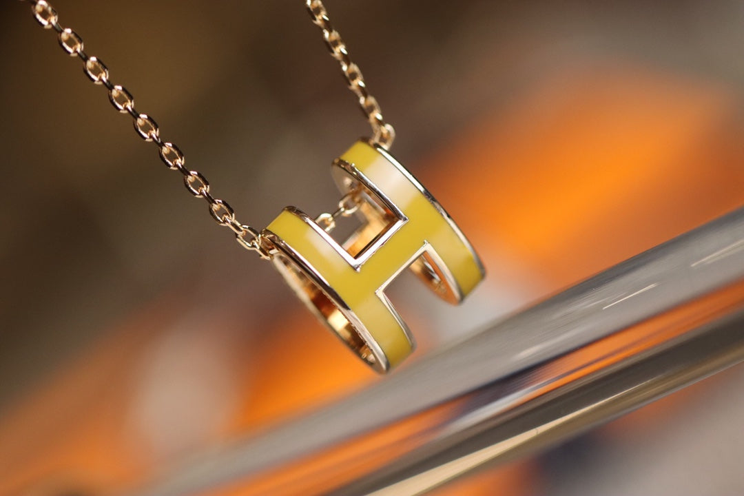 ¡®Veyra Jewelry¡¯POP H PEDANT PINK GOLD