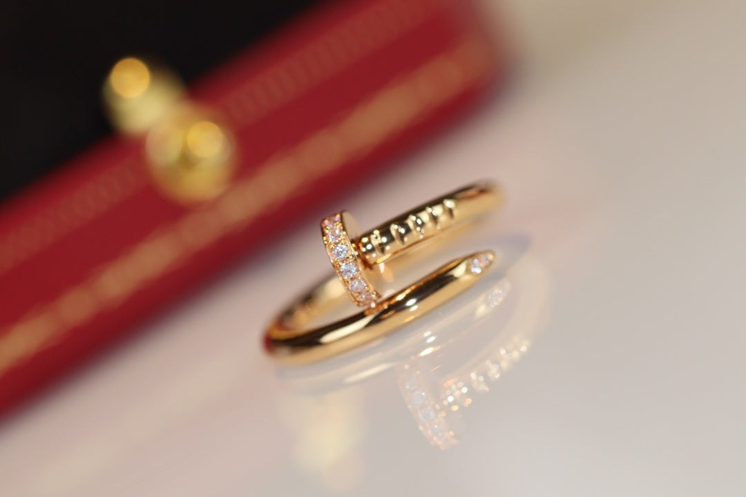 [Veyra Jewelry]Size 7 ring with real gold and diamonds