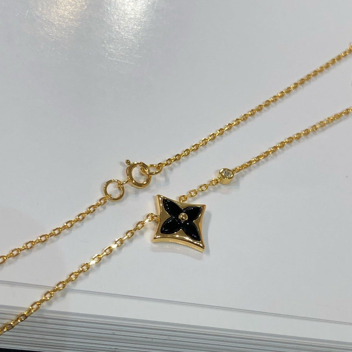 ¡®Veyra Jewelry¡¯STAR BLACK MOP NECKLACE