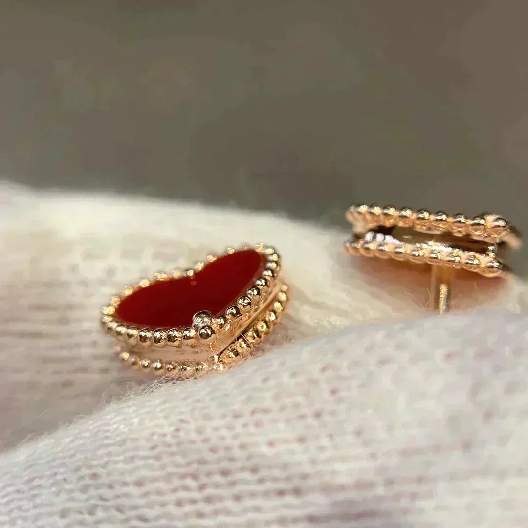 ¡®Veyra Jewelry¡¯HEART CARNELIAN STUD EARRINGS