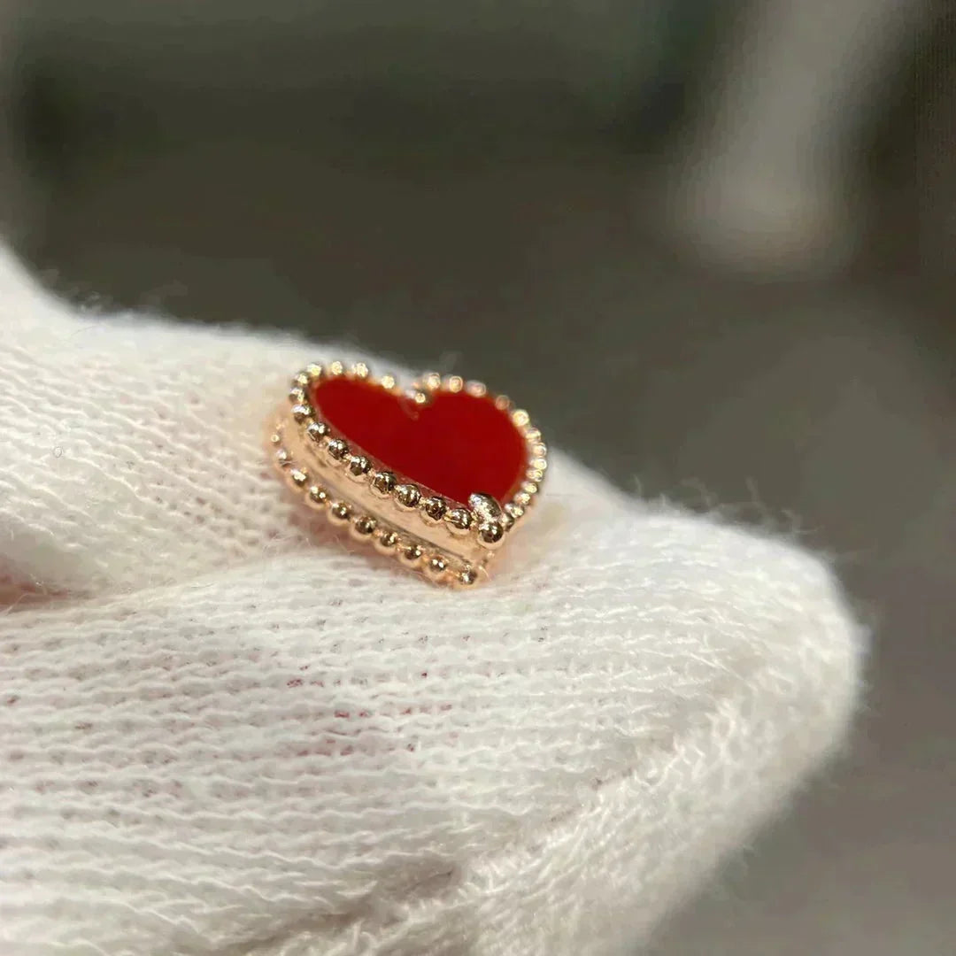 ¡®Veyra Jewelry¡¯HEART CARNELIAN STUD EARRINGS