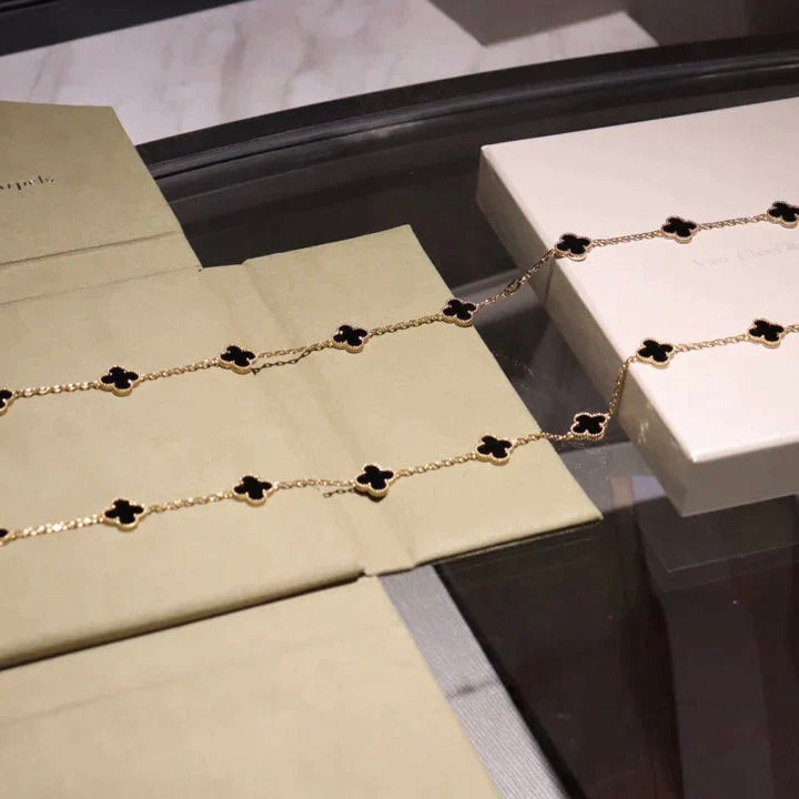 ¡®Veyra Jewelry¡¯CLOVER 20 MOTIFS ONYX NECKLACE