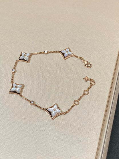 ¡®Veyra Jewelry¡¯STAR 4 MOTIF MOP DIAMOND PINK GOLD BRACELET