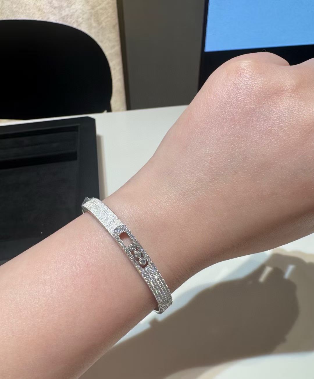 [Veyra Jewelry] 2026 BRAND-NEW FROSTED BRACELET WITH DIAMONDS THREE COLORS