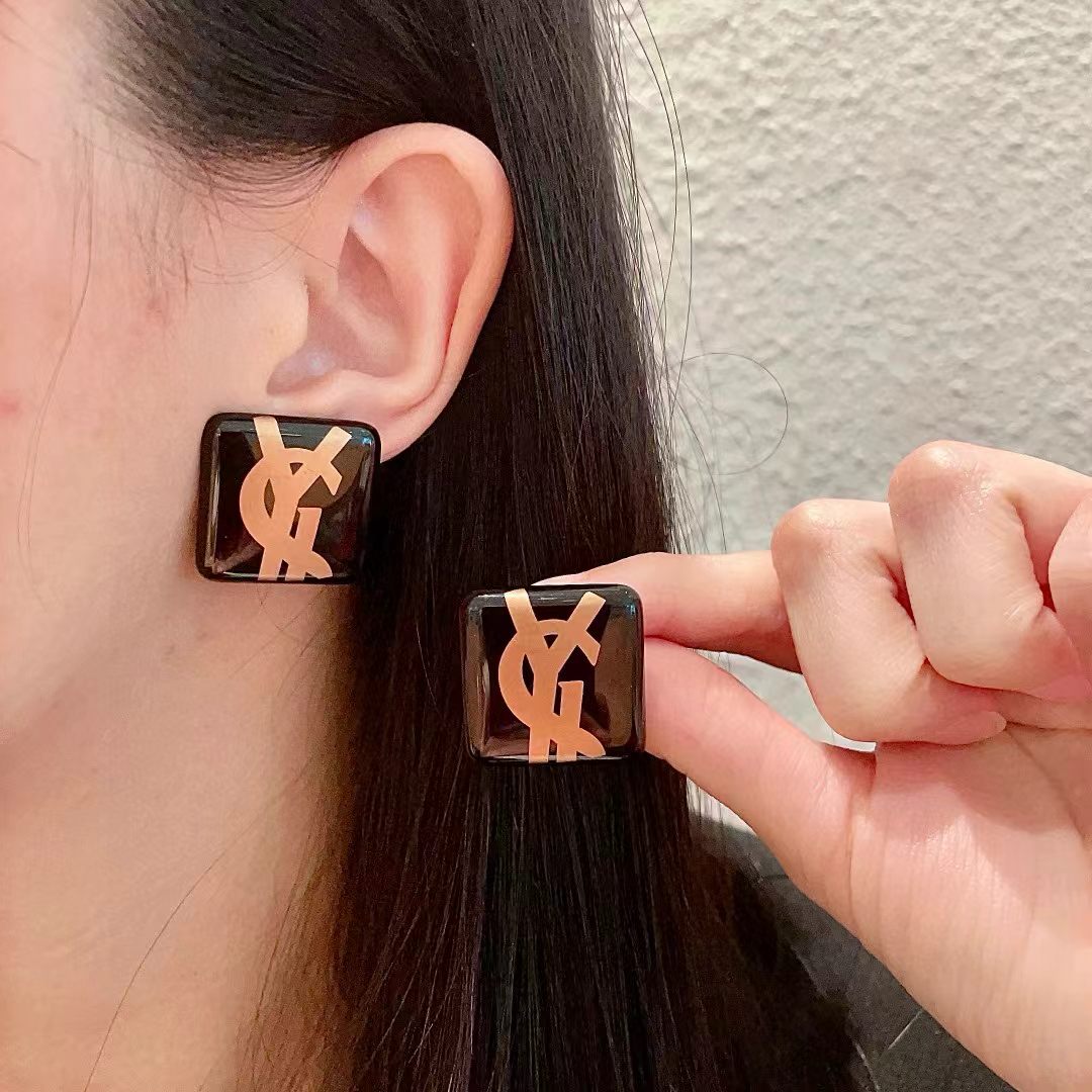 [Veyra Jewelry]Classic Letter Earrings