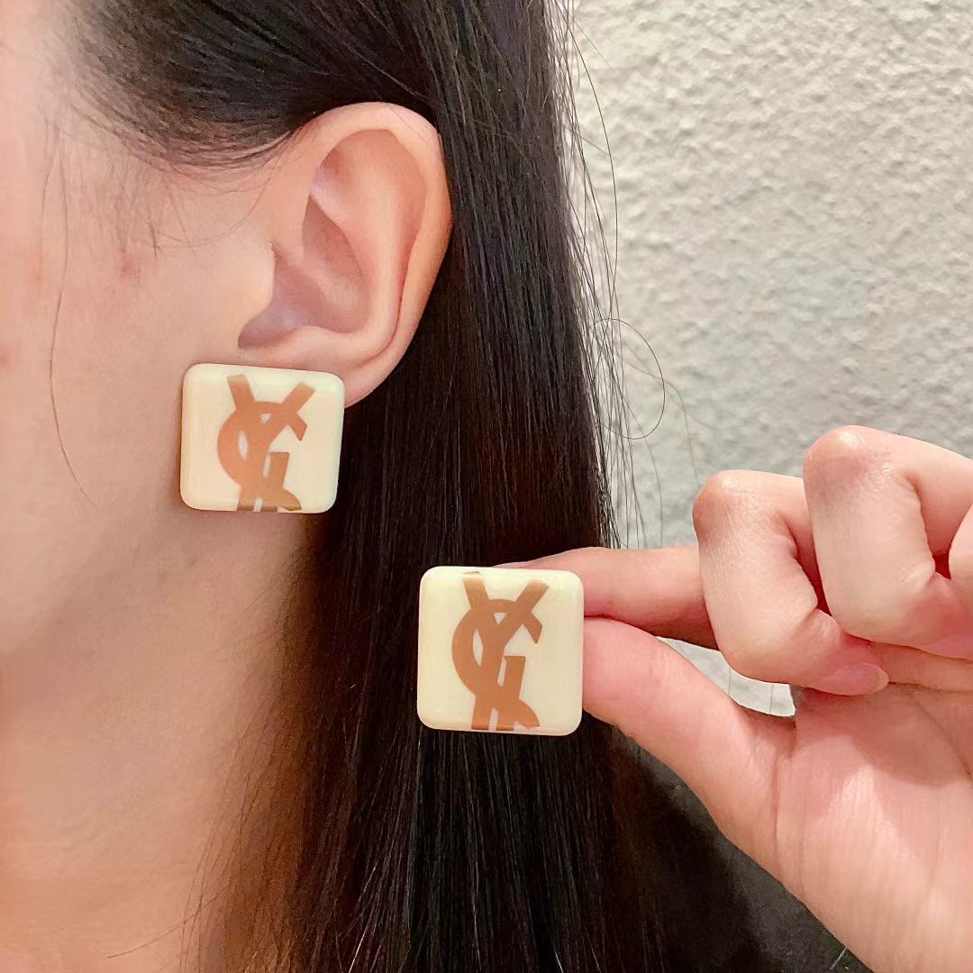 [Veyra Jewelry]Classic Letter Earrings