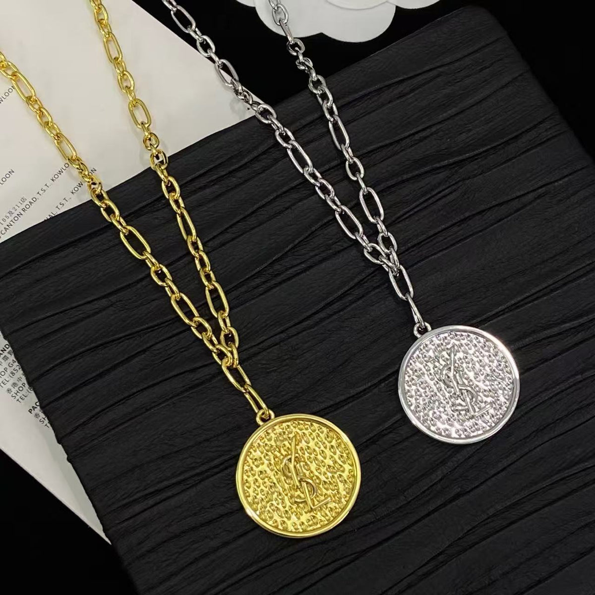[Veyra Jewelry]Double-Chain Disc Pendant Necklace