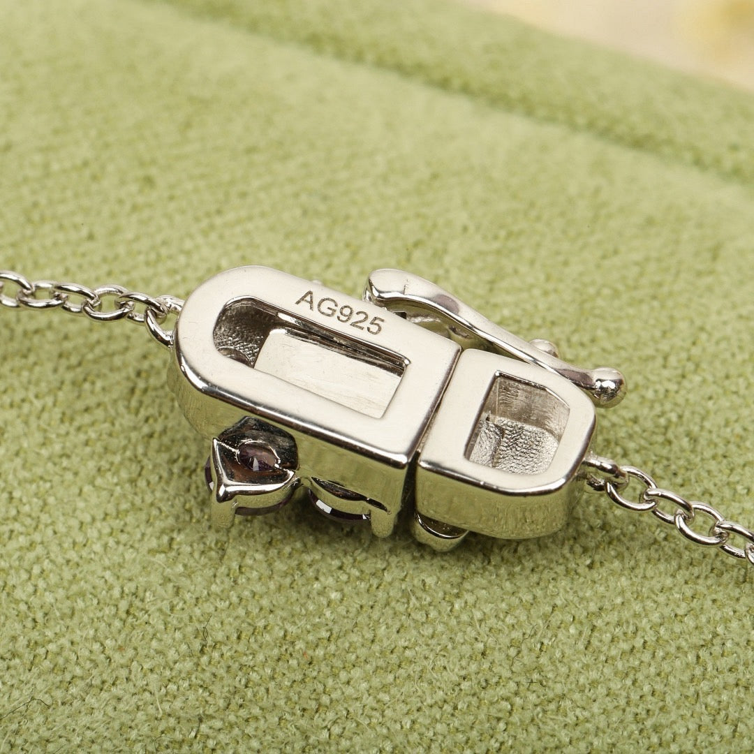 [Veyra Jewelry] Folie des Prés Pendant Necklace