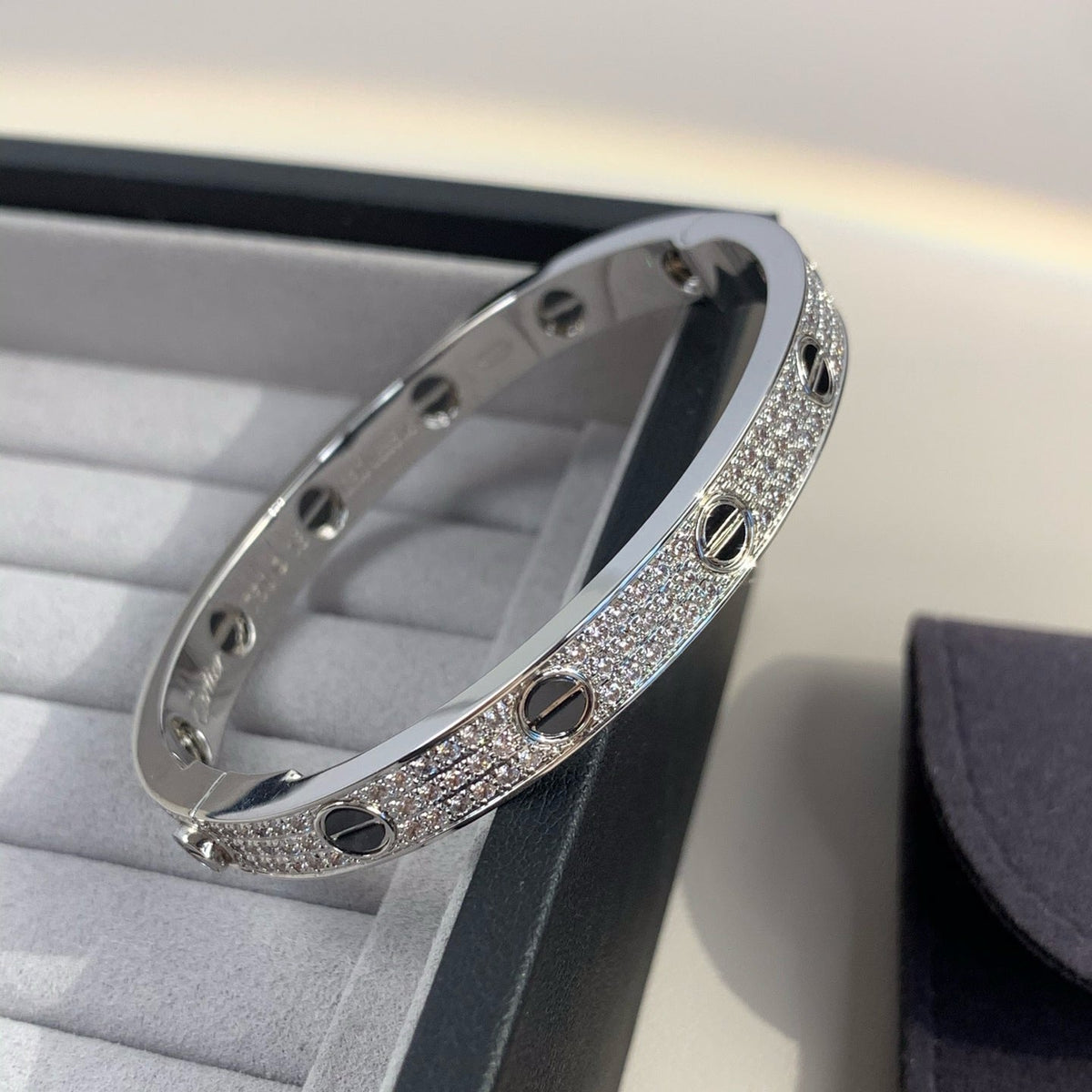 ¡®Veyra Jewelry¡¯LOVE BRACELET 6.1MM DIAMOND-PAVED CERAMIC