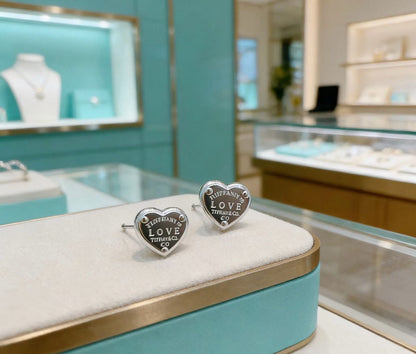 [Veyra Jewelry]New Heart-Shaped Stud Earrings