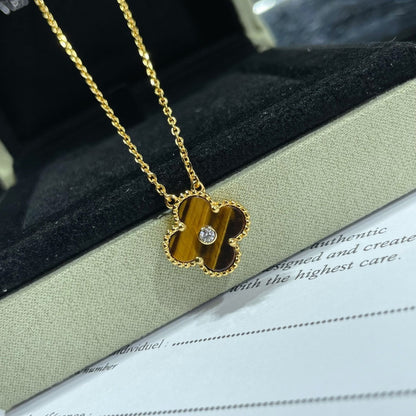 ¡®Veyra Jewelry¡¯CLOVER 15MM DIAMOND AND YELLOW TIGER'S EYE AGATE necklace