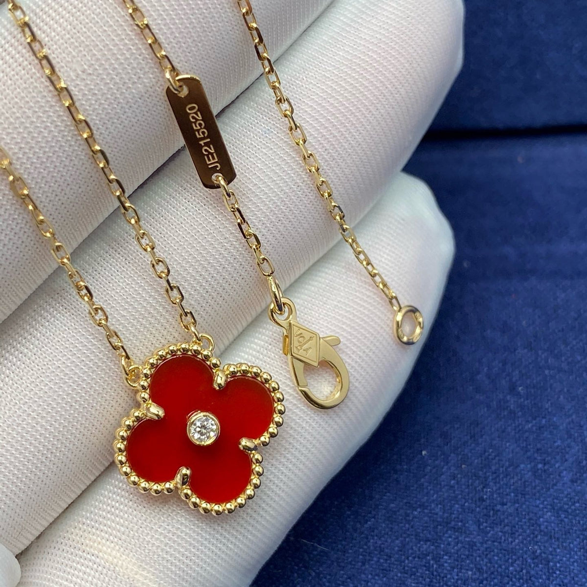¡®Veyra Jewelry¡¯CLOVER 15MM DIAMOND CARNELIAN NECKLACE