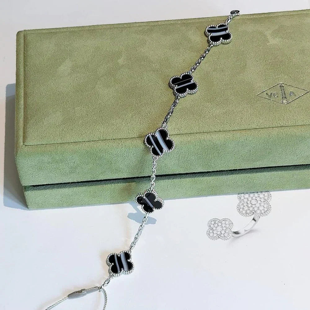 [Veyra Jewelry]New  CLOVER 5 MOTIF PULSAR STONE BRACELET COLLECTION