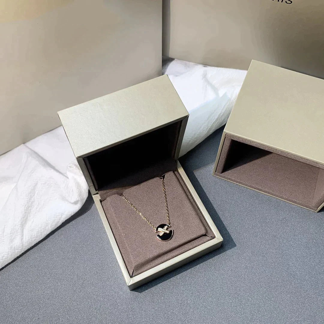 ¡®Veyra Jewelry¡¯JEUX DE ROSE GOLD DIAMOND NECKLACE