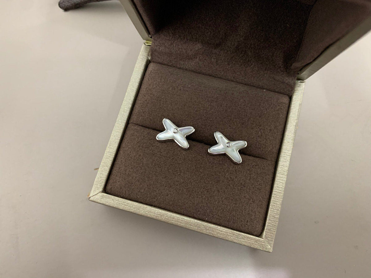 ¡®Veyra Jewelry¡¯JEUX DE WHITE MOP SILVER DIAMOND EARRINGS