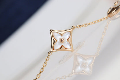 ¡®Veyra Jewelry¡¯LEAF CLOVER BRACELET