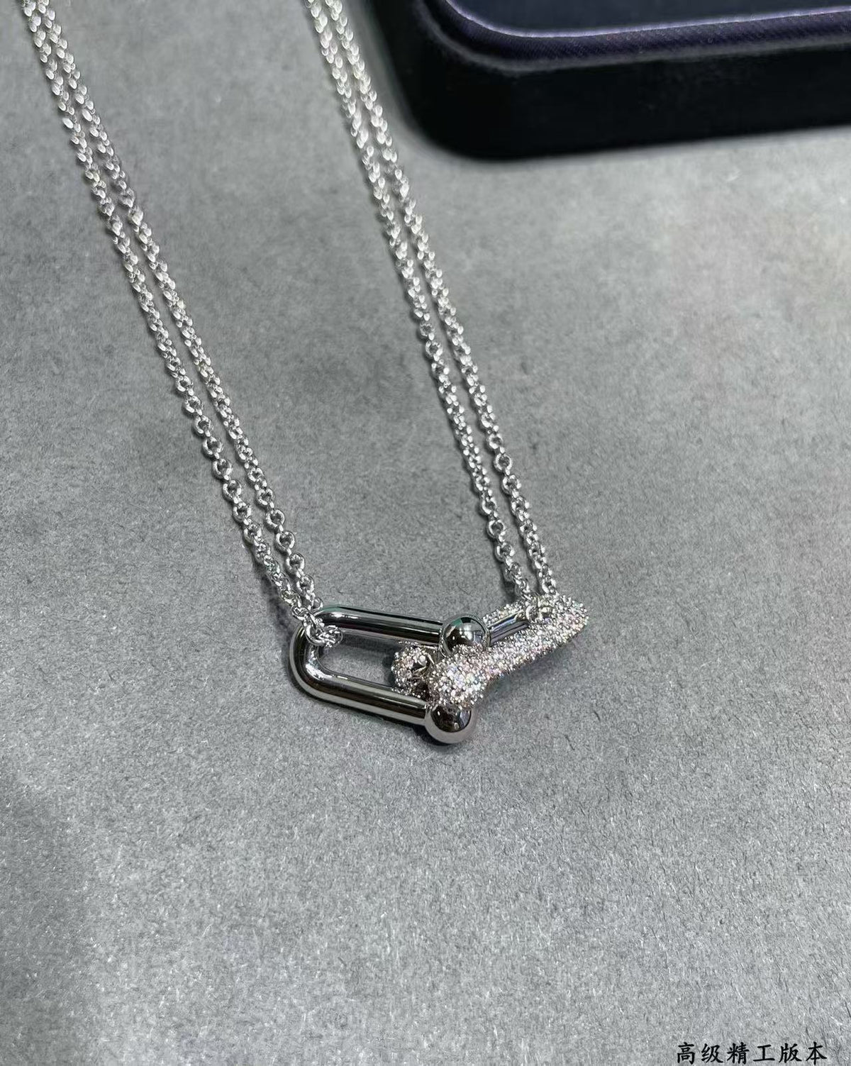 [Veyra Jewelry]T House Diamond-Set Double Chain Link Pendant Necklace