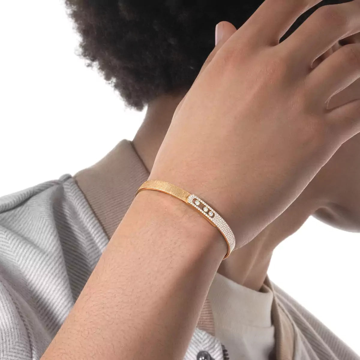 [Veyra Jewelry]Move Noa Ciselé half pavé bangle