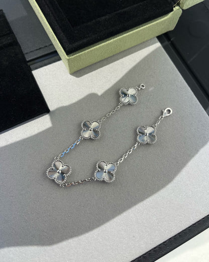 [Veyra Jewelry]New  CLOVER 5 MOTIF LASER BRACELET COLLECTION